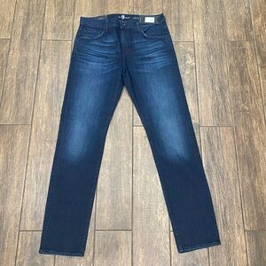 7 For All Mankind slim straight jeans sz. 34